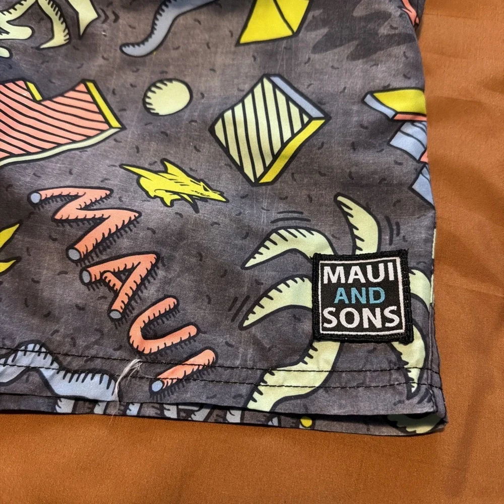 Maui And Sons Island Slice All Over Print Mesh Lined Swim Trunk Size Small!